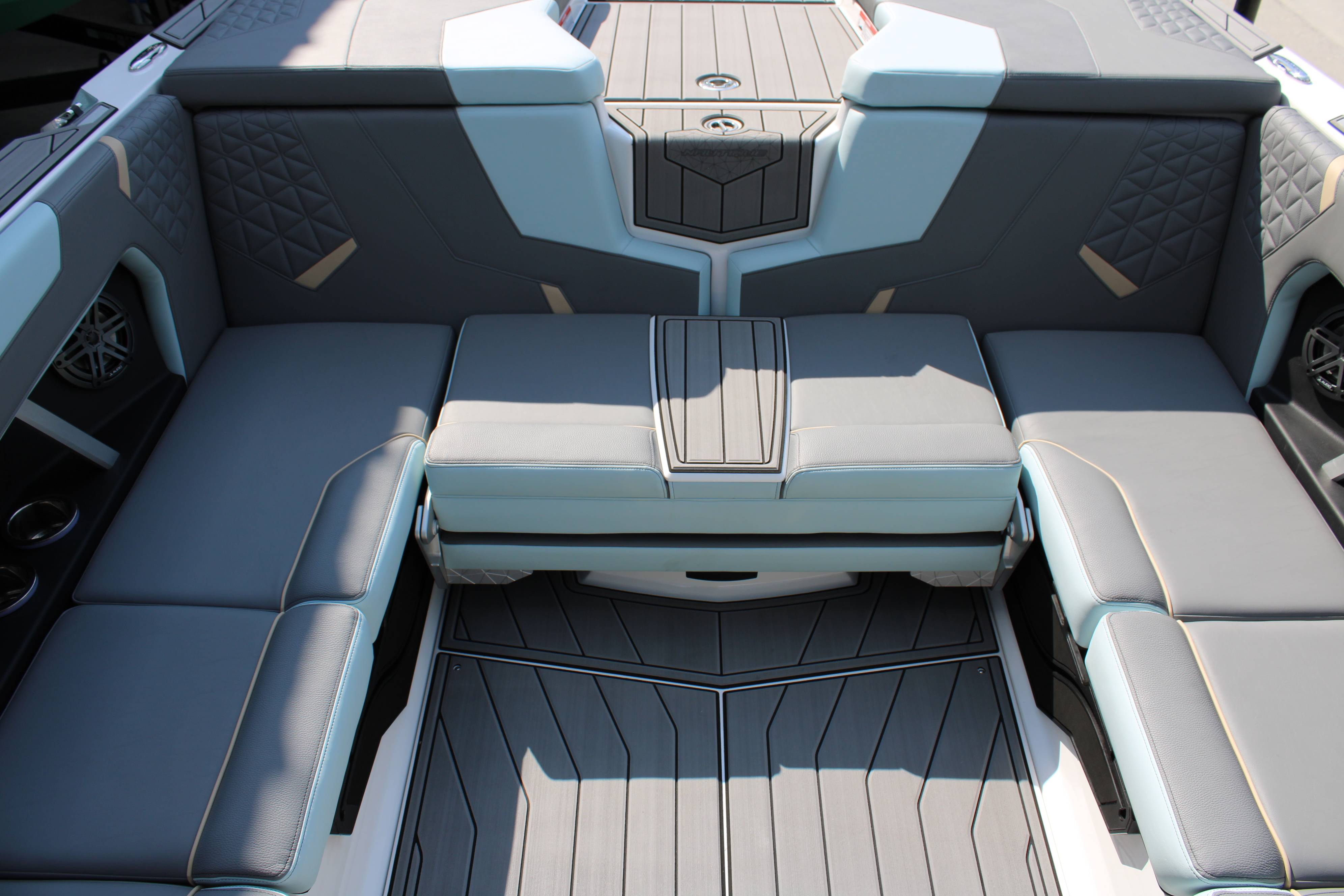 2025 Nautique GS22