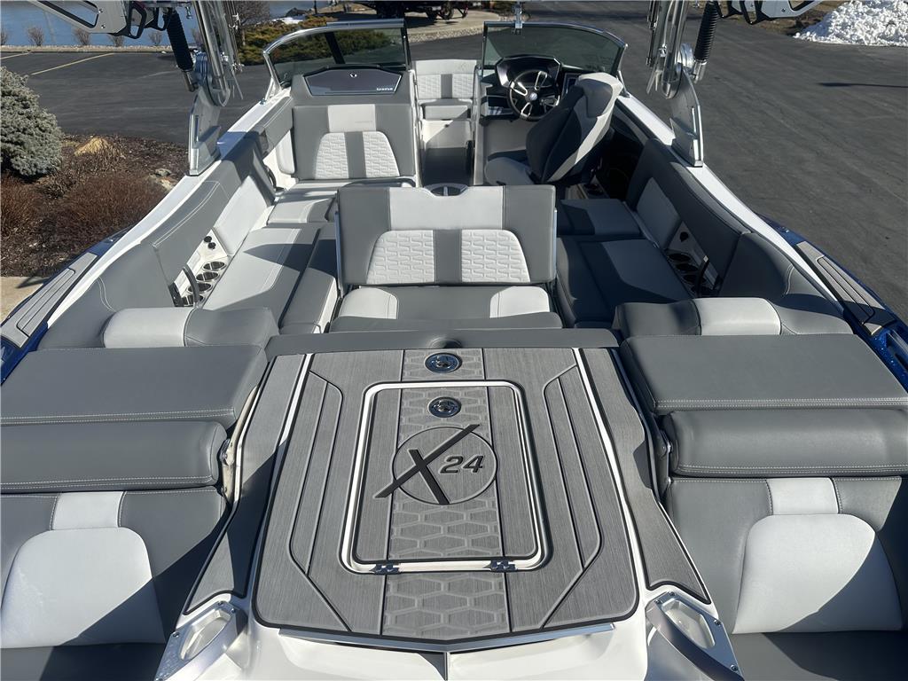 2020 MasterCraft X24