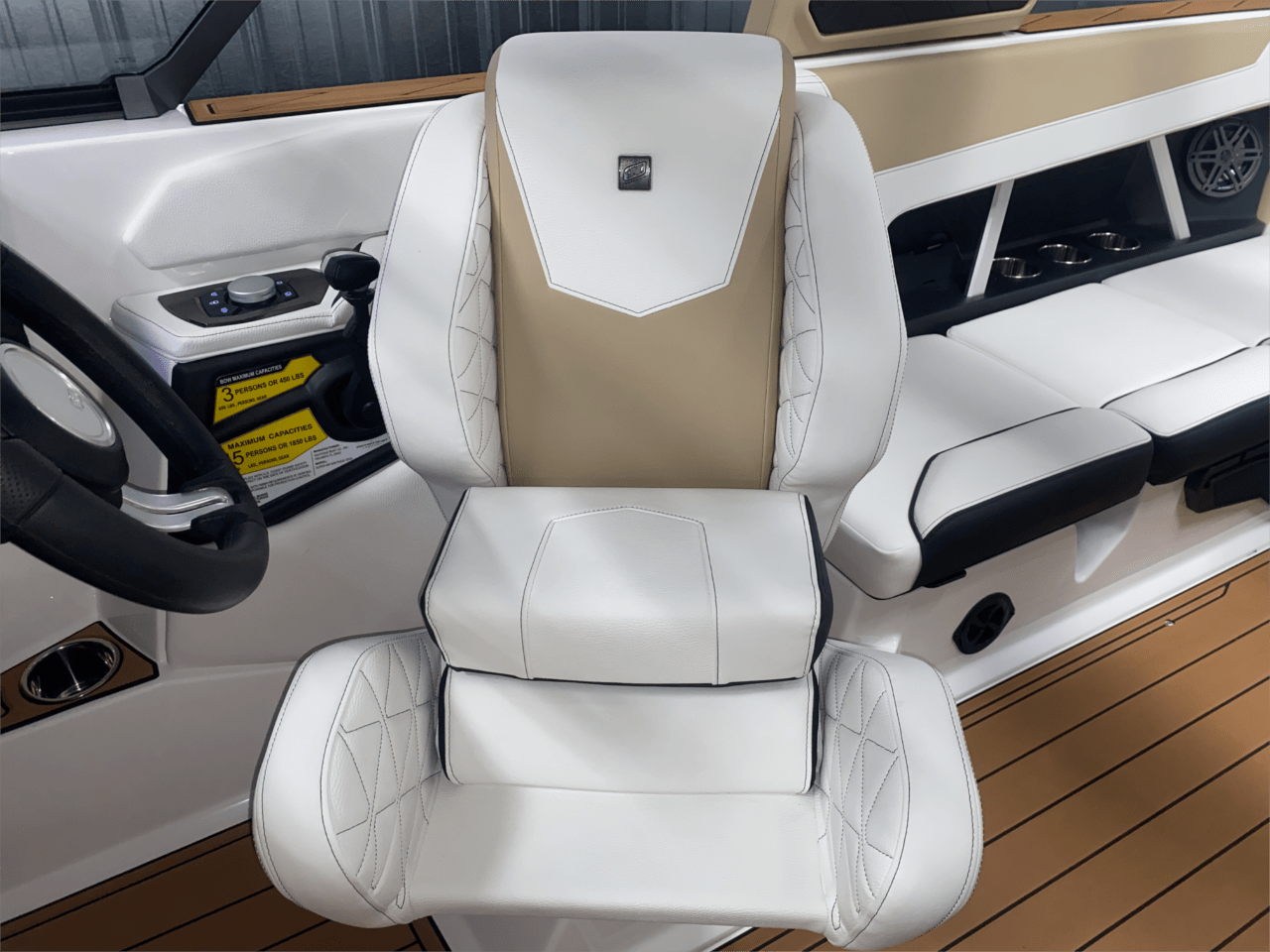 2025 Nautique GS22