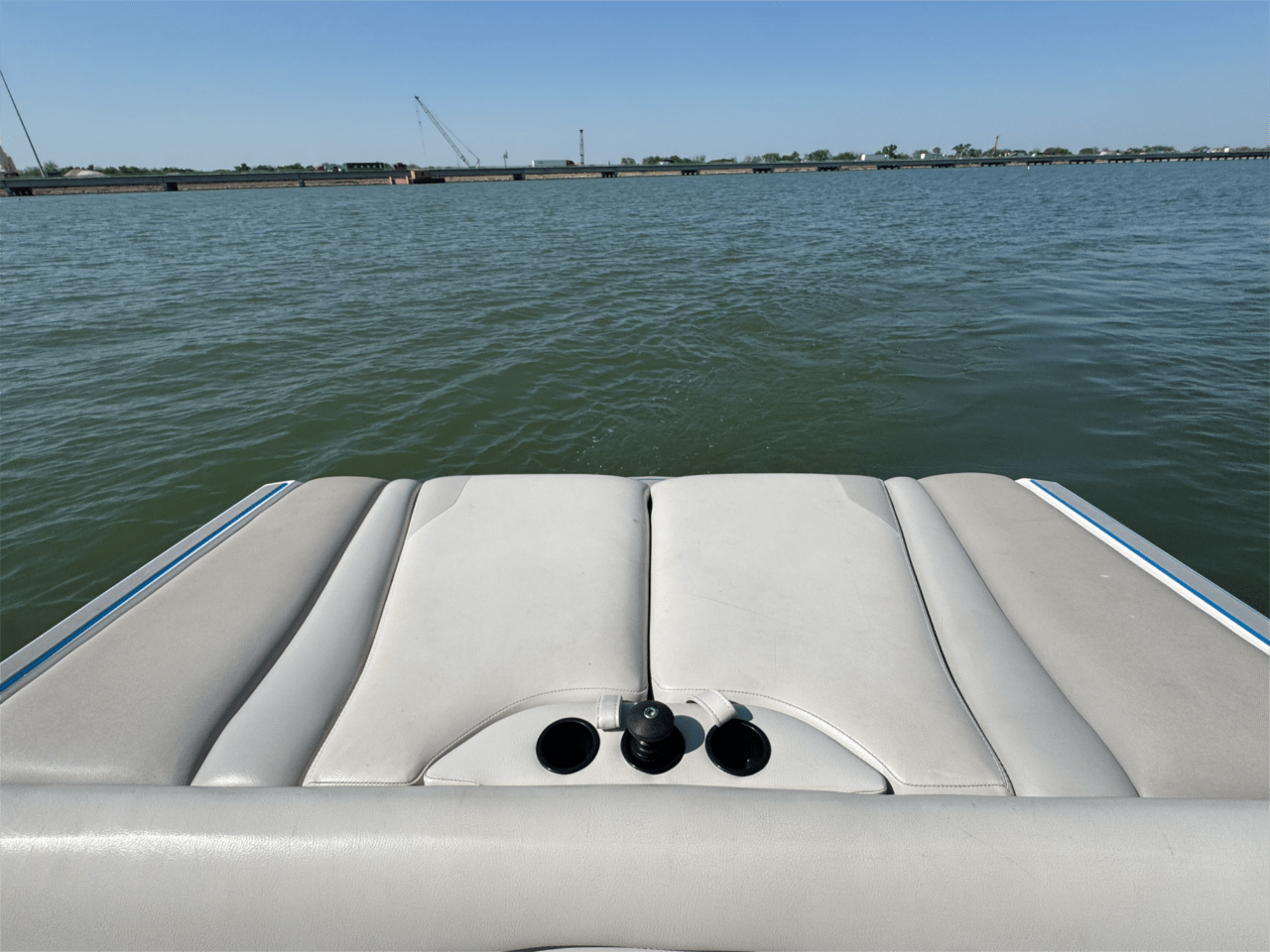 2015 Axis A22