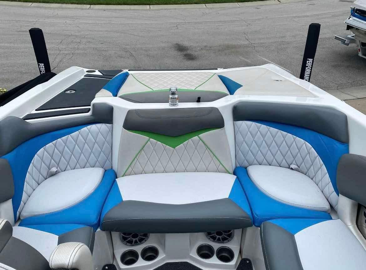 2013 Tigé RZR WetSounds Ballast PNP FAE TAP3T Surf tabs