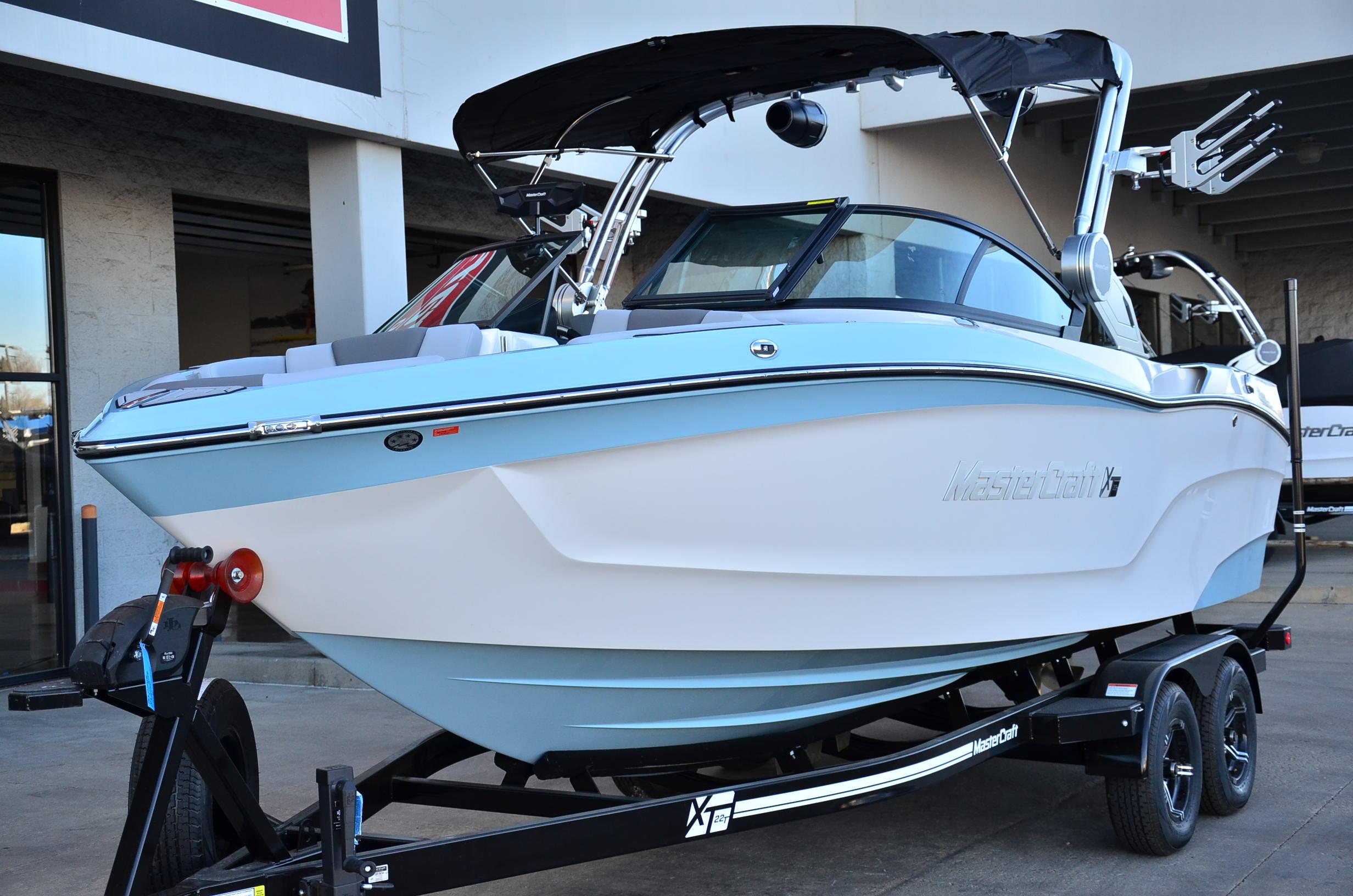 2024 MasterCraft XT22T – Model Year End Closeout! Call for a fast quote!