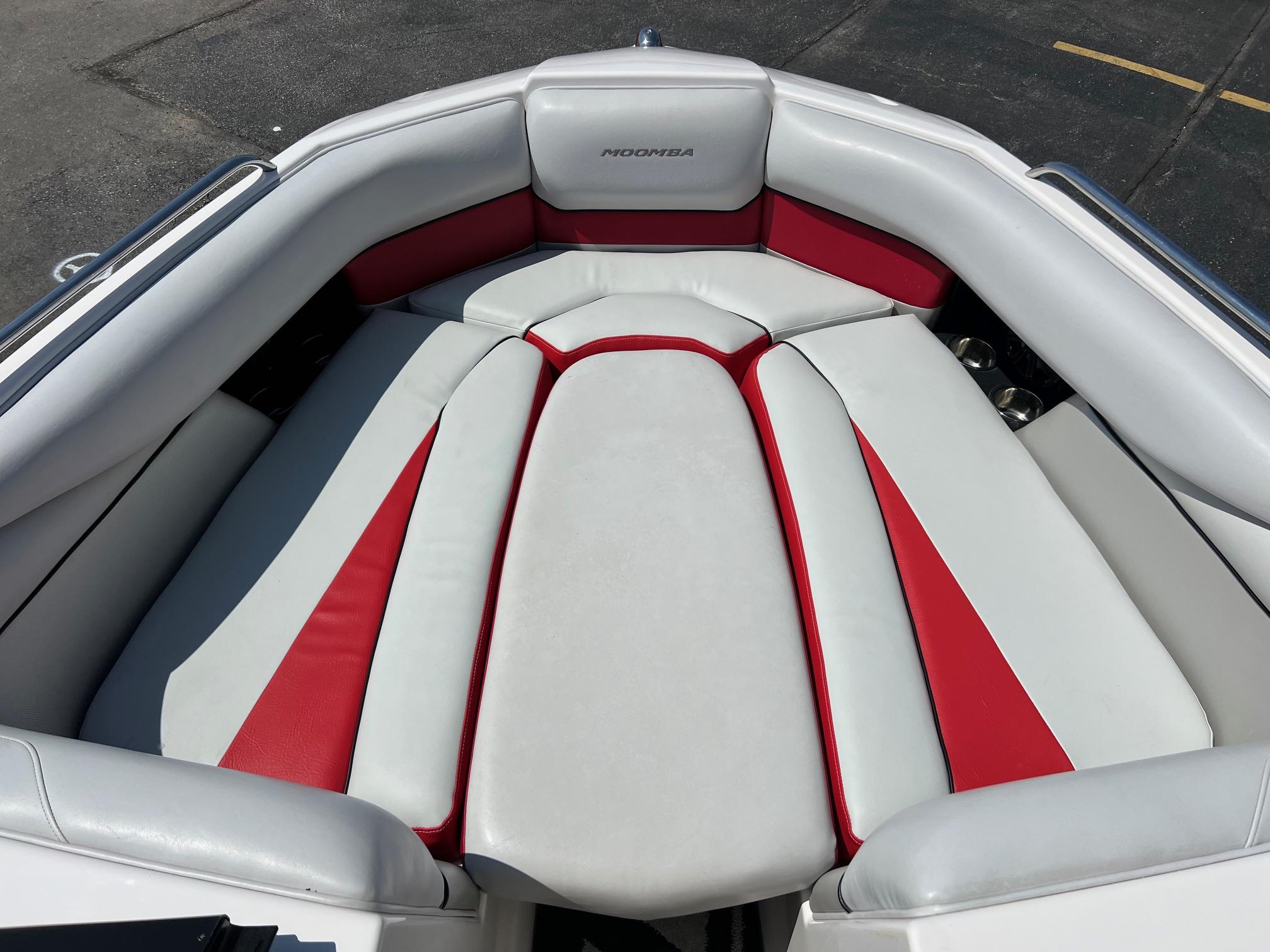 2013 MOOMBA MOJO 2.5 W/SURF SYSTEM AND XXL BALLAST SYSTEM PKG