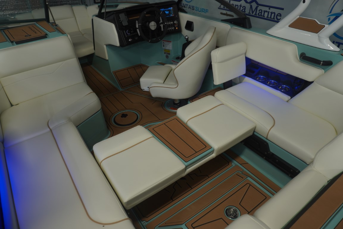 2024 Moomba Mondo