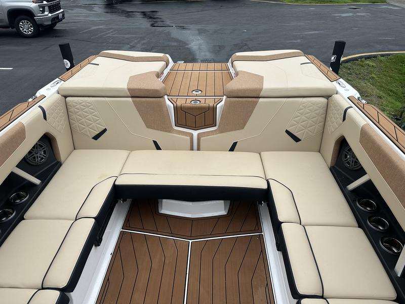 2023 Nautique GS22