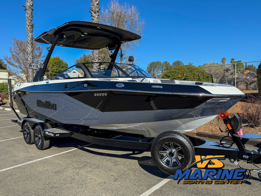 2025 Malibu Boats 23 LSV