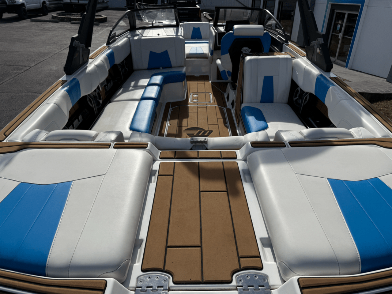2021 Malibu Wakesetter 24 MXZ