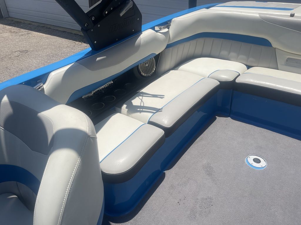 2013 Malibu Boats Wakesetter 24 MXZ