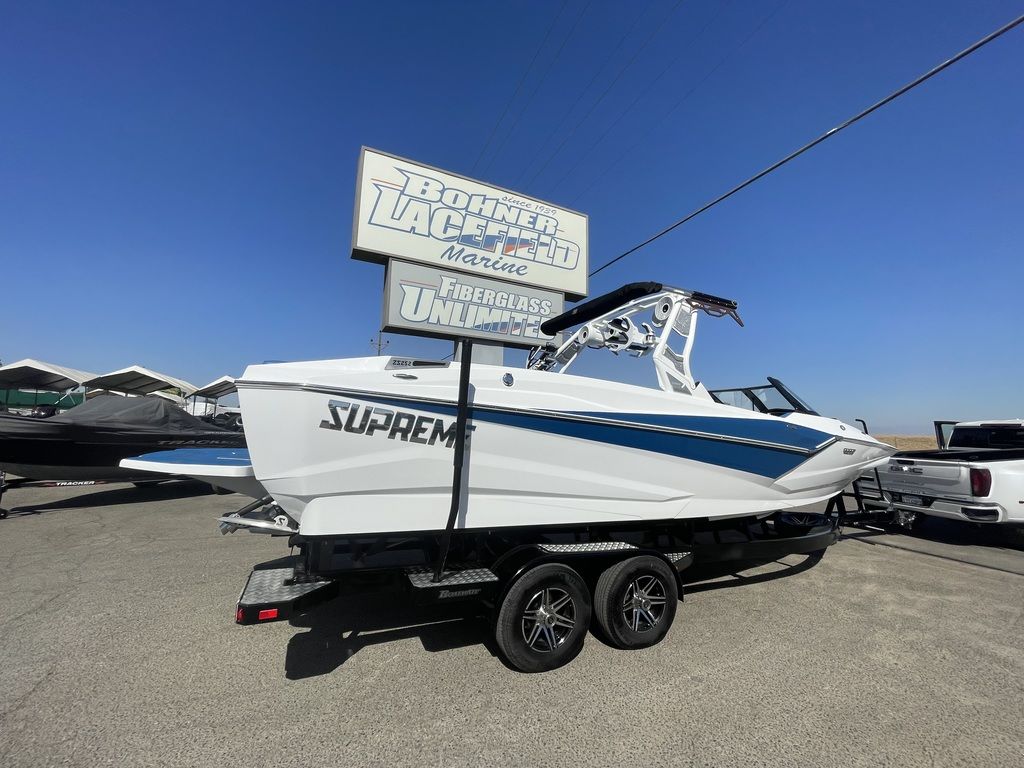 2022 supreme boats ZS252