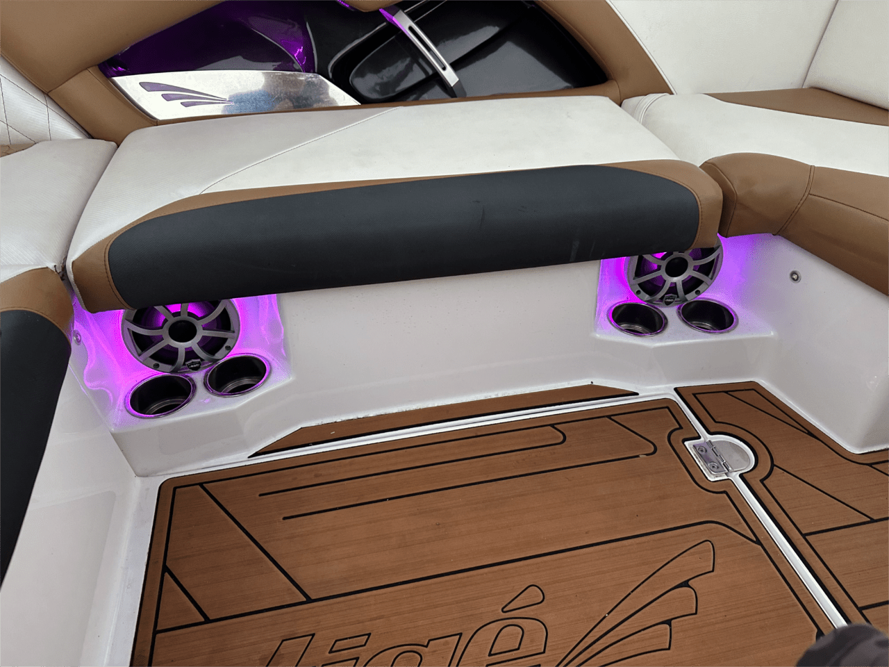 2017 Tige Z1 – Loaded with Upgrades!