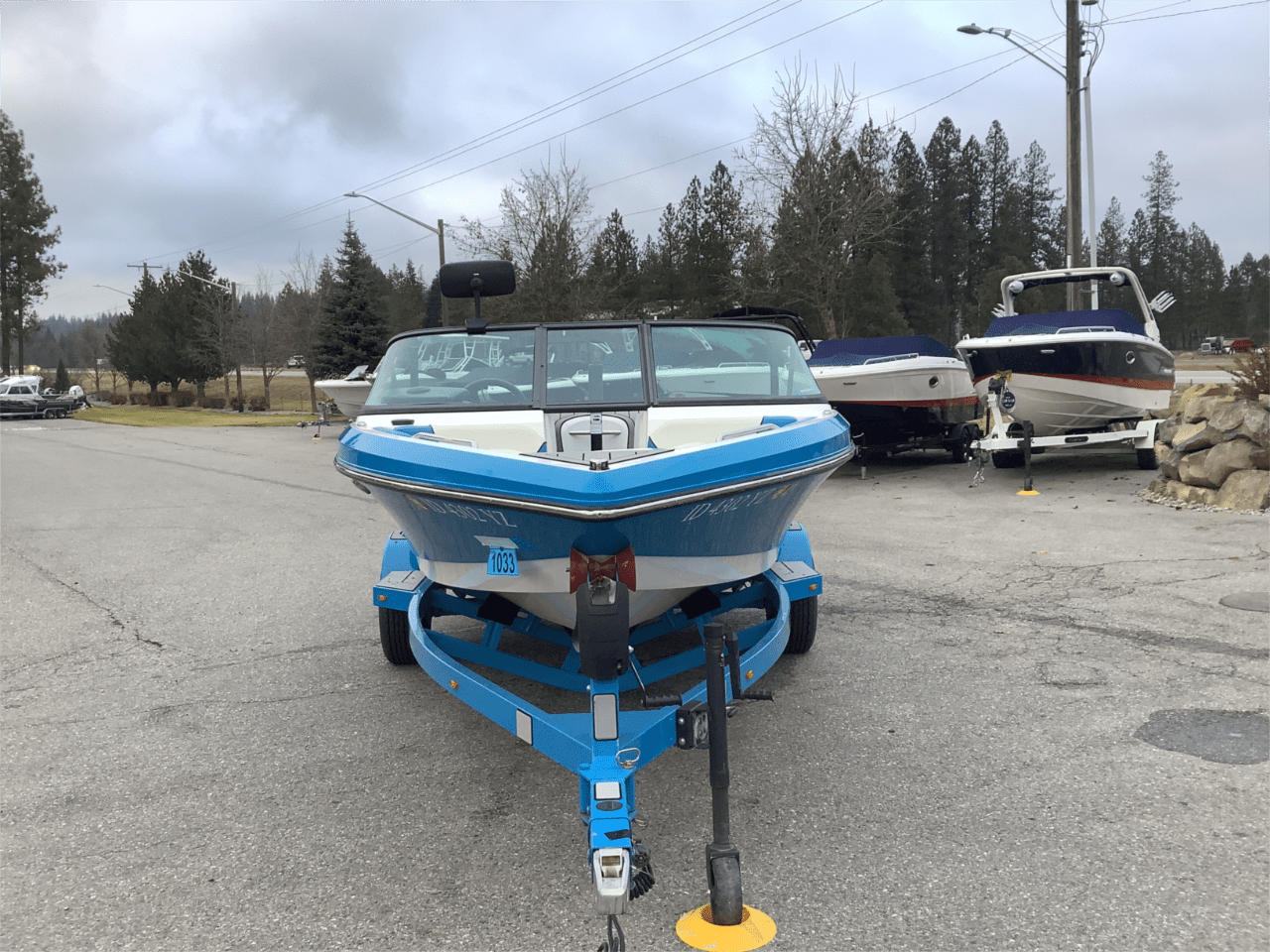 2019 Ski Nautique 200