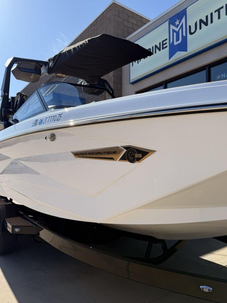2024 Nautique G25