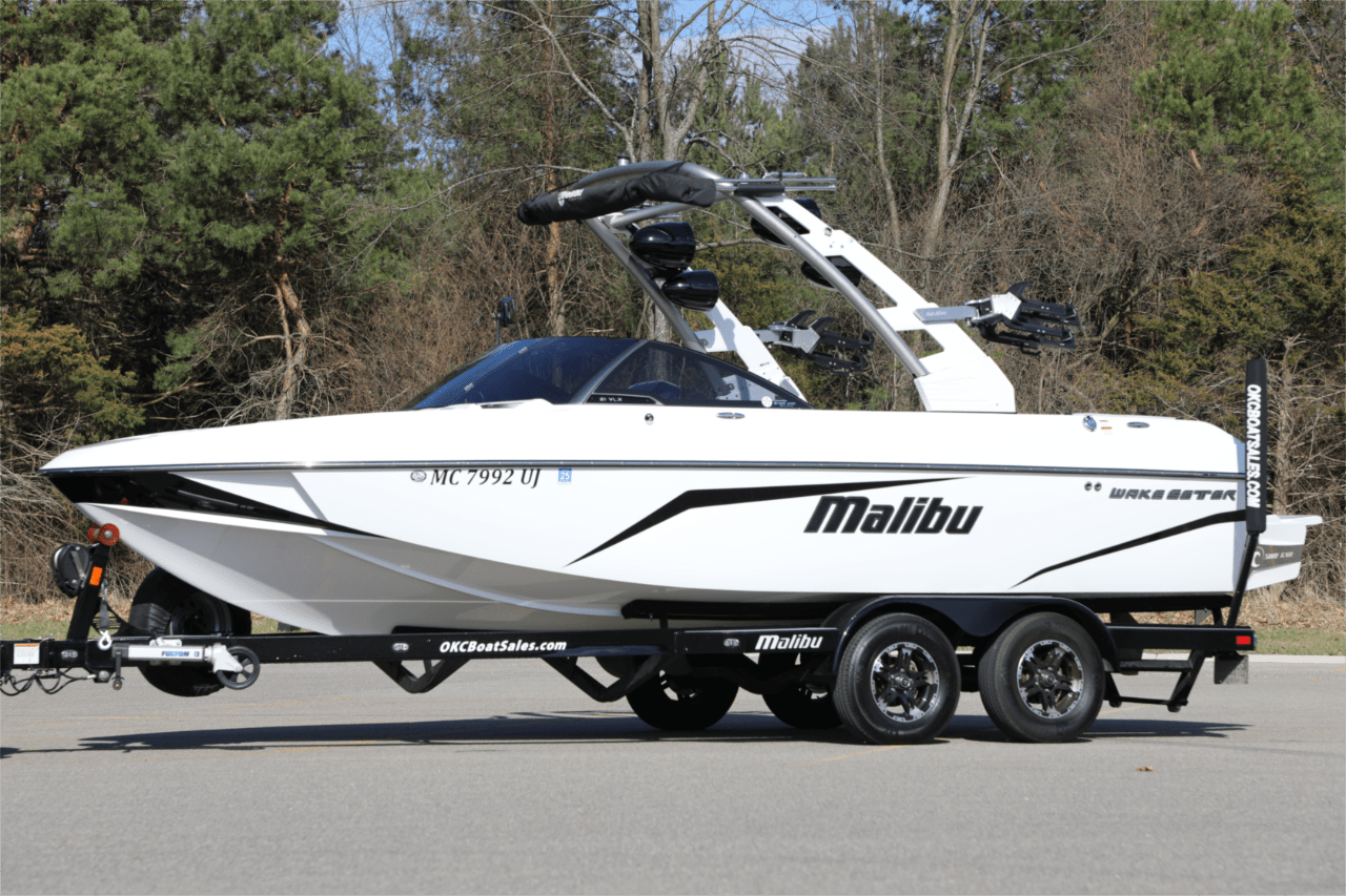 2019 Malibu 21 VLX Wakesetter – New Arrival!!!