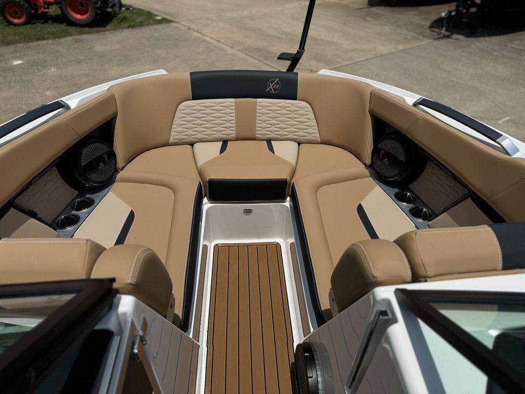 2024 MasterCraft X24
