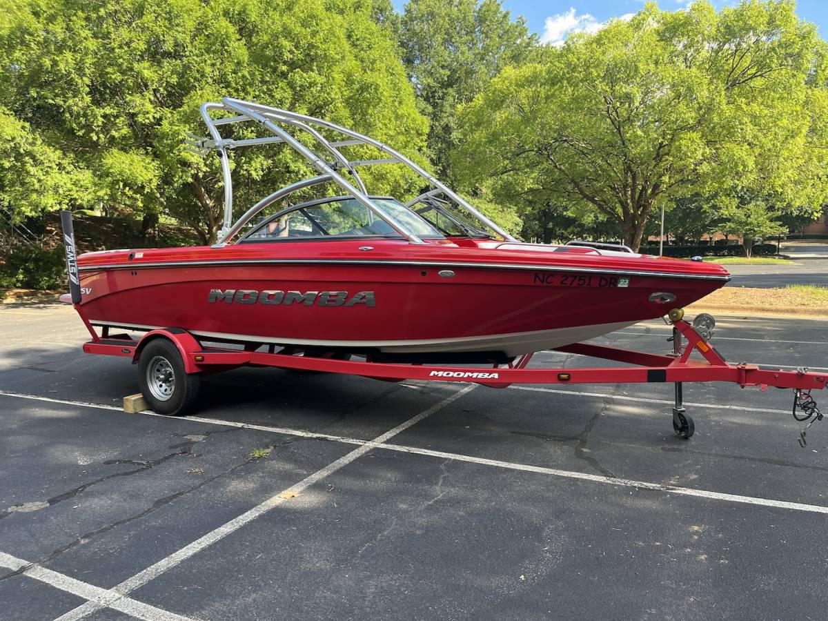 2010 Moomba Mobius LSV