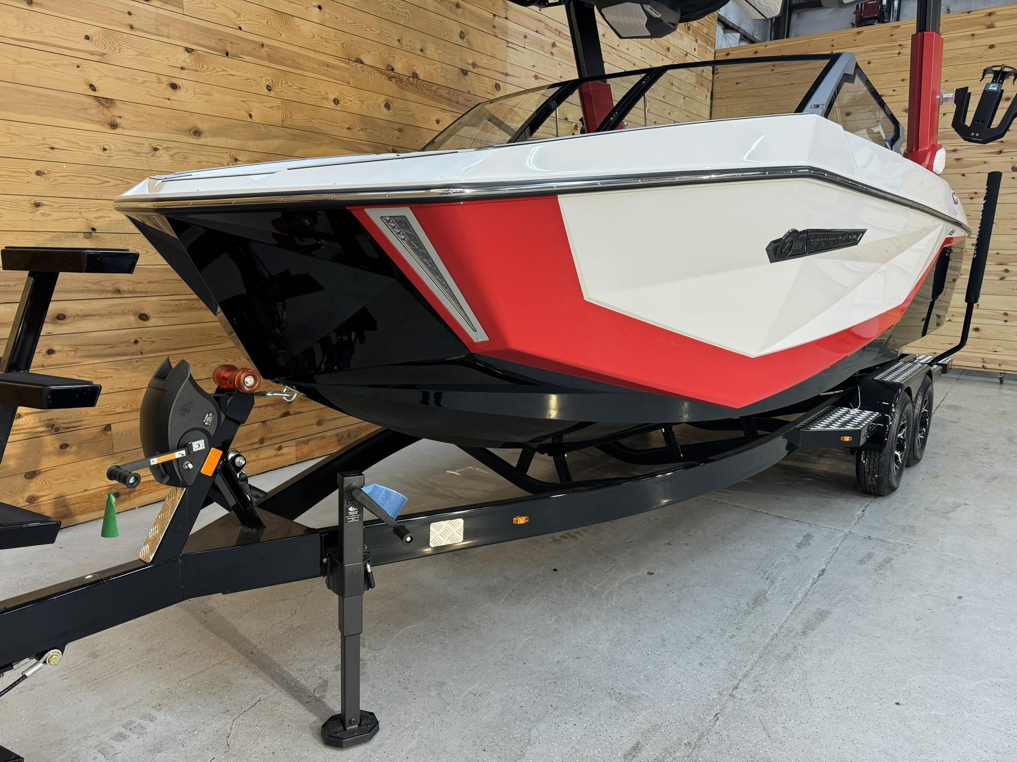 2025 Nautique G23 Icon