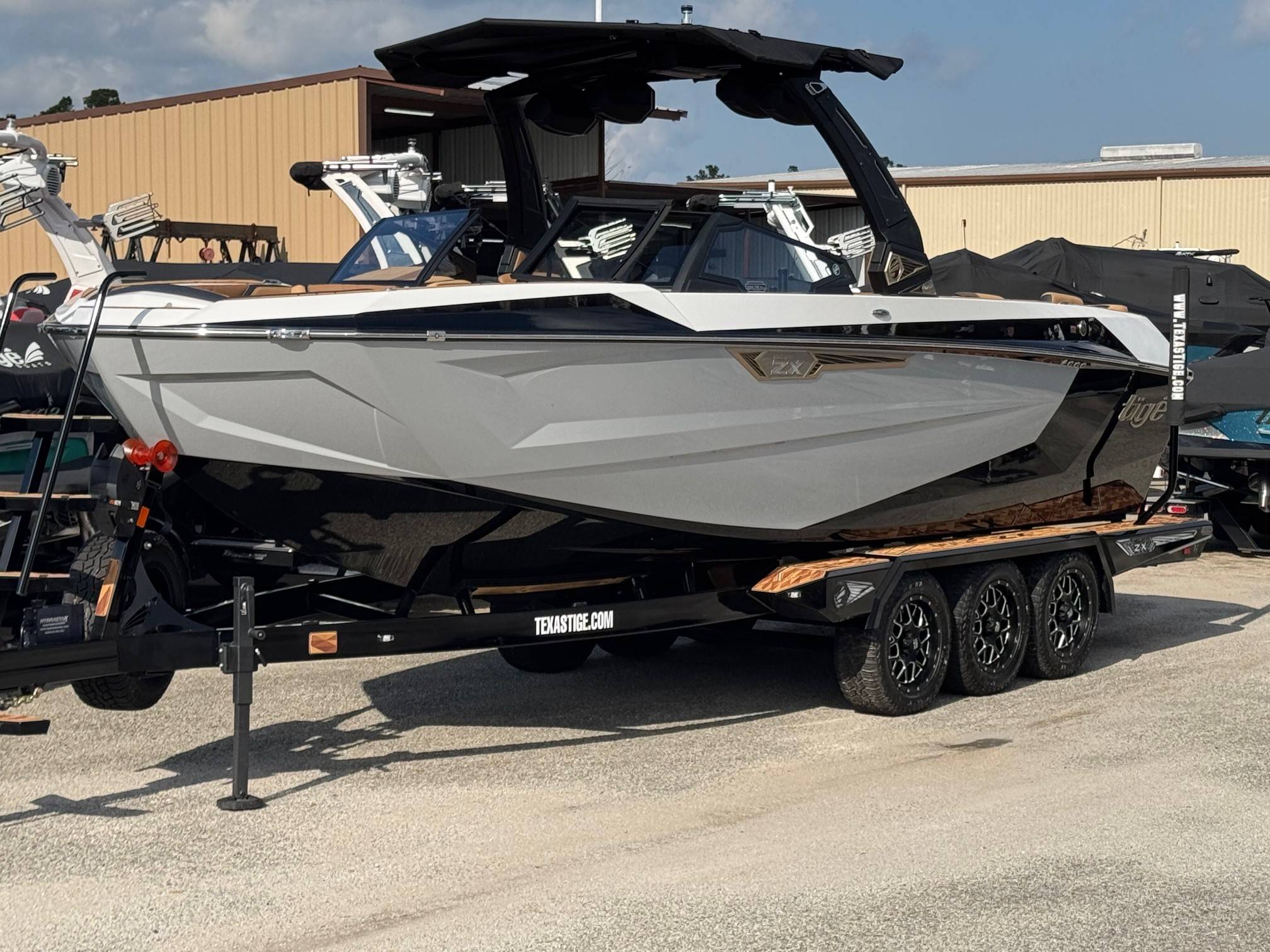 2025 Tige ULTRE 25ZX