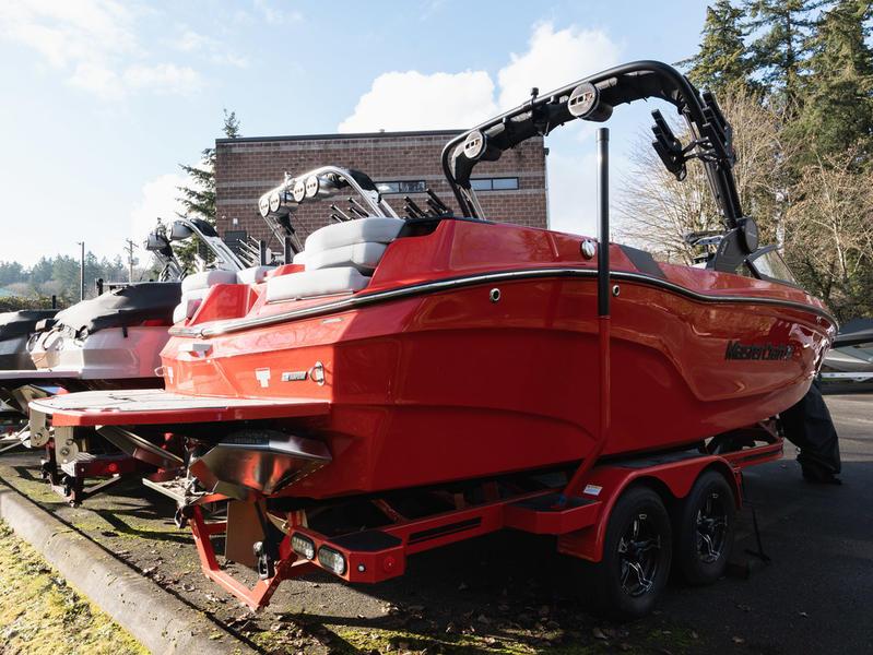 New 2024 MasterCraft XT24