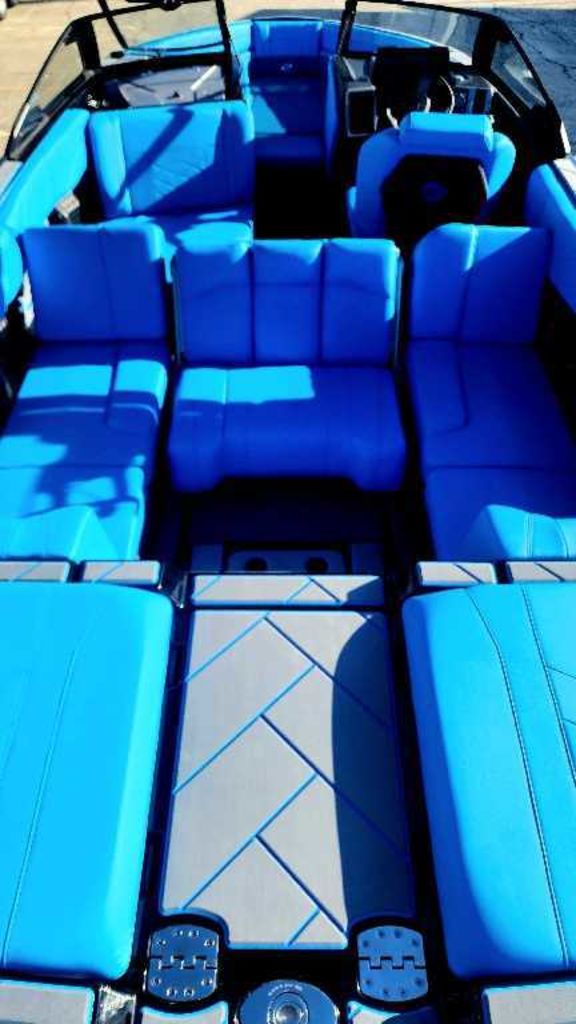 2024 Malibu Boats Wakesetter 23 LSV