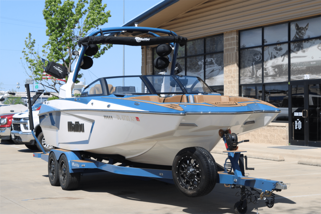 2022 Malibu 24 MXZ