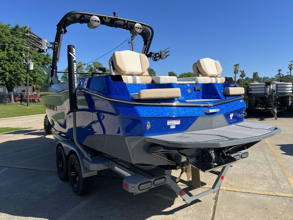 2024 MasterCraft XT24