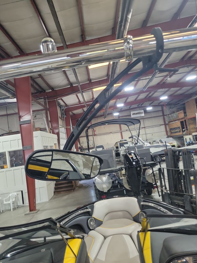 2012 malibu boats 21VLX