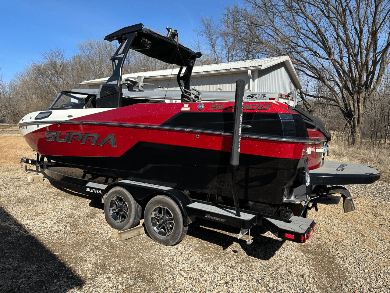 Supra Wakesurf Boat SL400 w/ Dual Stern Thrusters