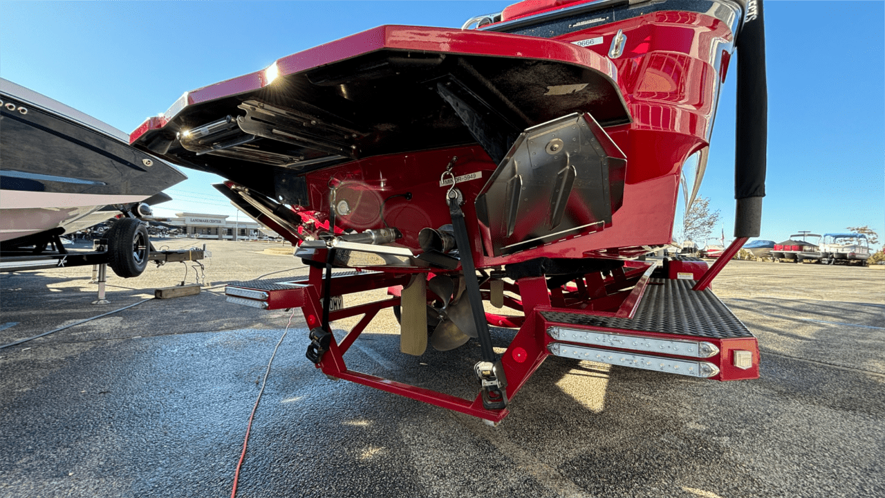 2019 MasterCraft X24