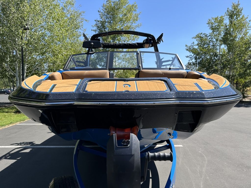 2025 Centurion Fe22