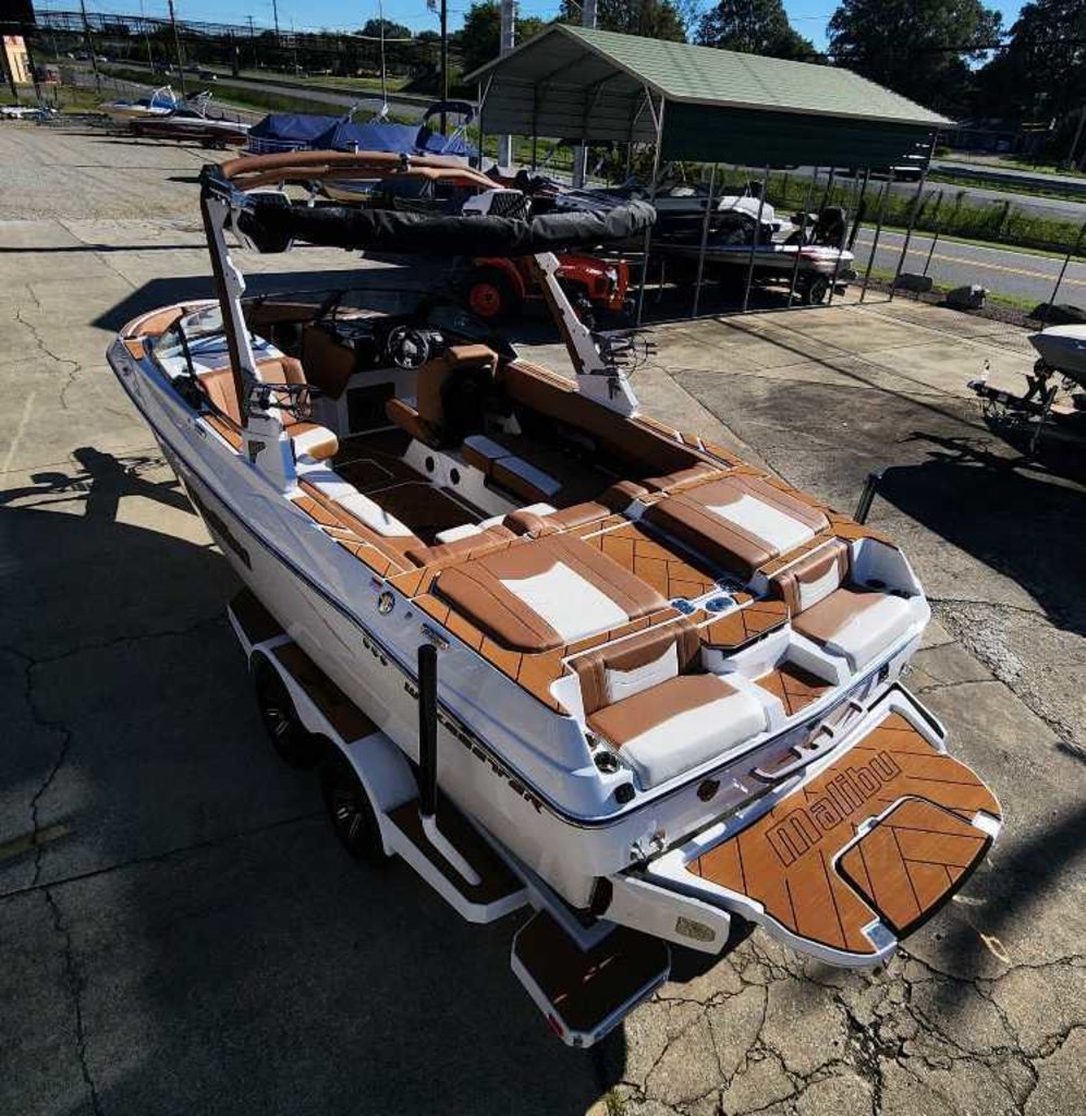 2025 Malibu Boats Wakesetter 23 LSV