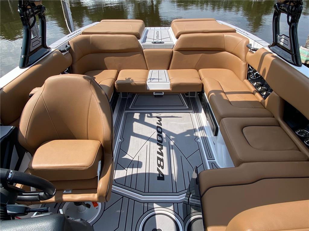 boat.Title