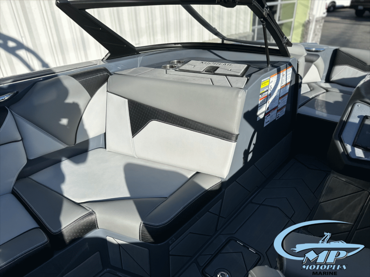 2024 Supreme S220