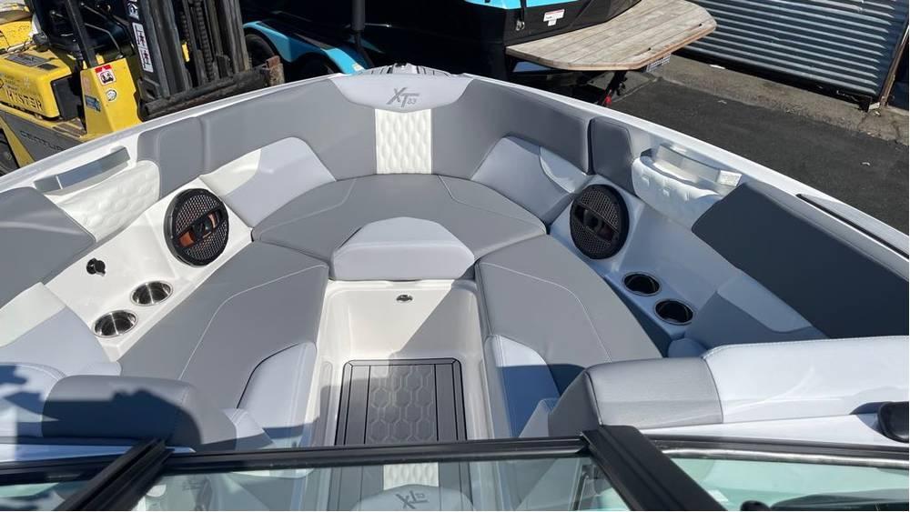 2024 MasterCraft XT23