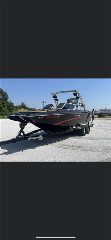 MB Sport F24 Tomcat