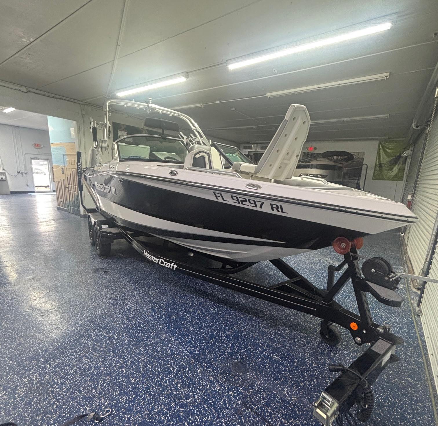 2018 Mastercraft XT23