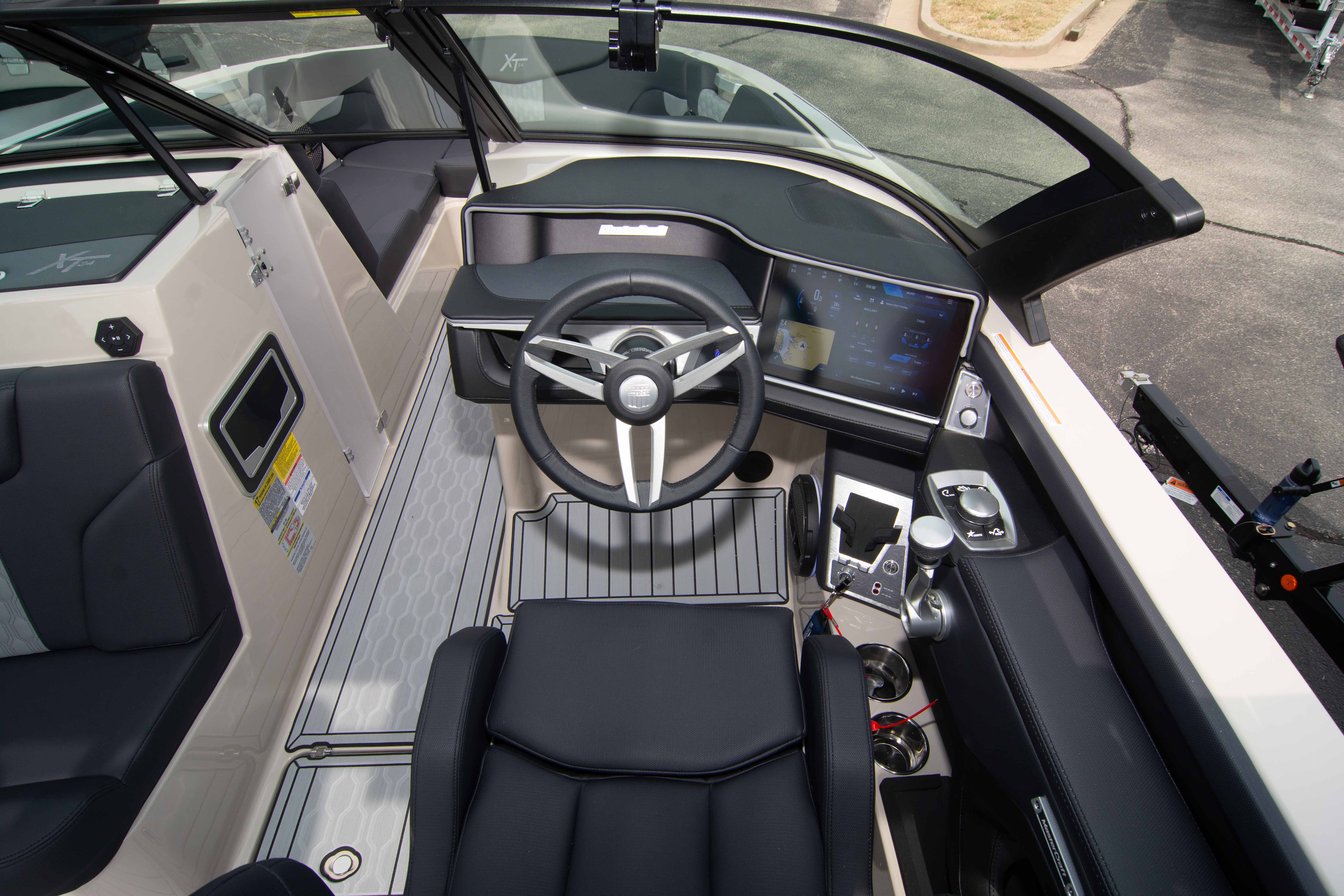 2025 MasterCraft XT24