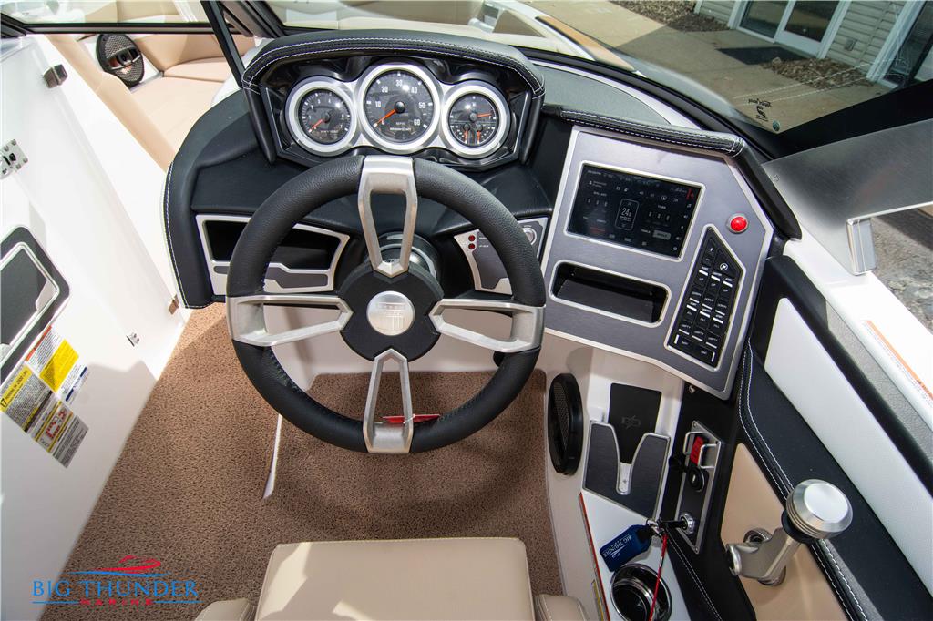 2024 MasterCraft XT24