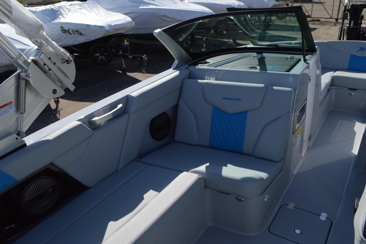 2024 MasterCraft XT22