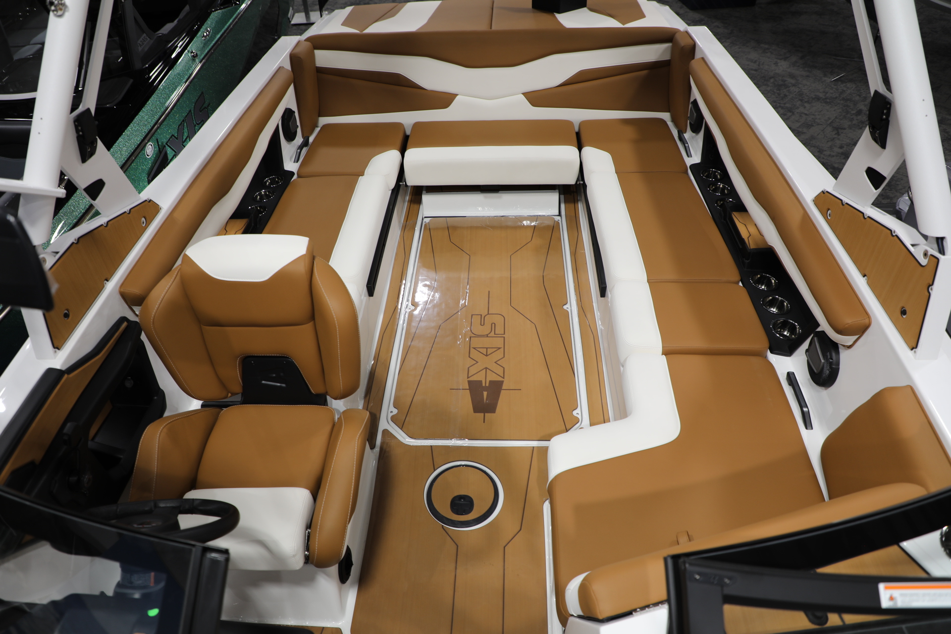 2024 Axis T235 Icon