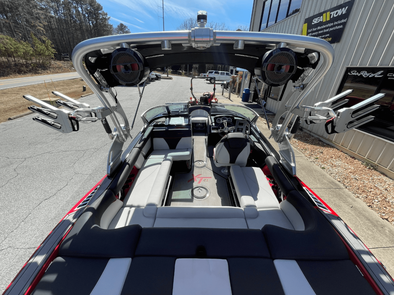 2018 MasterCraft XT21