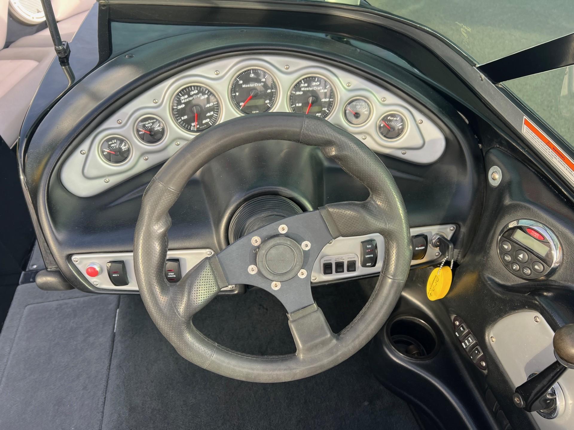 2007 Mastercraft X1