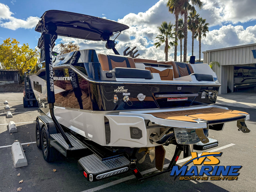 2025 Malibu Boats 25 LSV