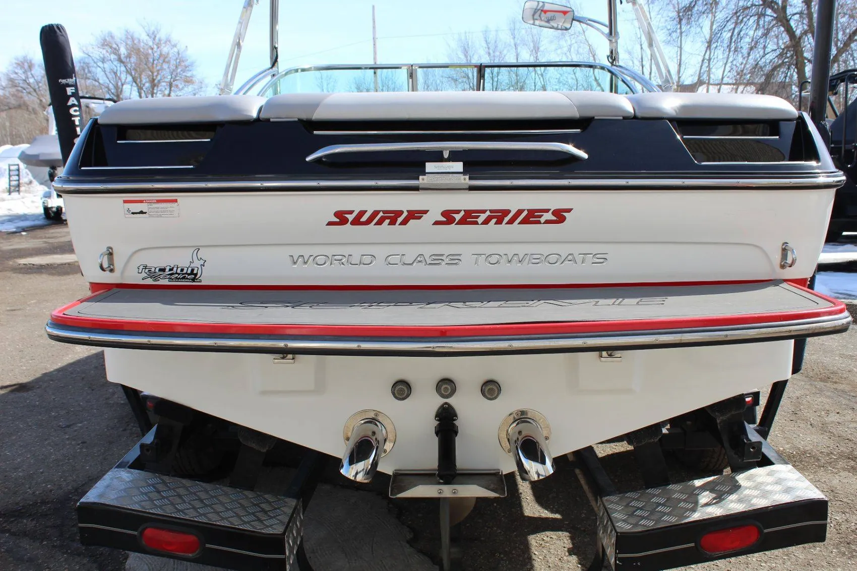 2011 Supreme V226