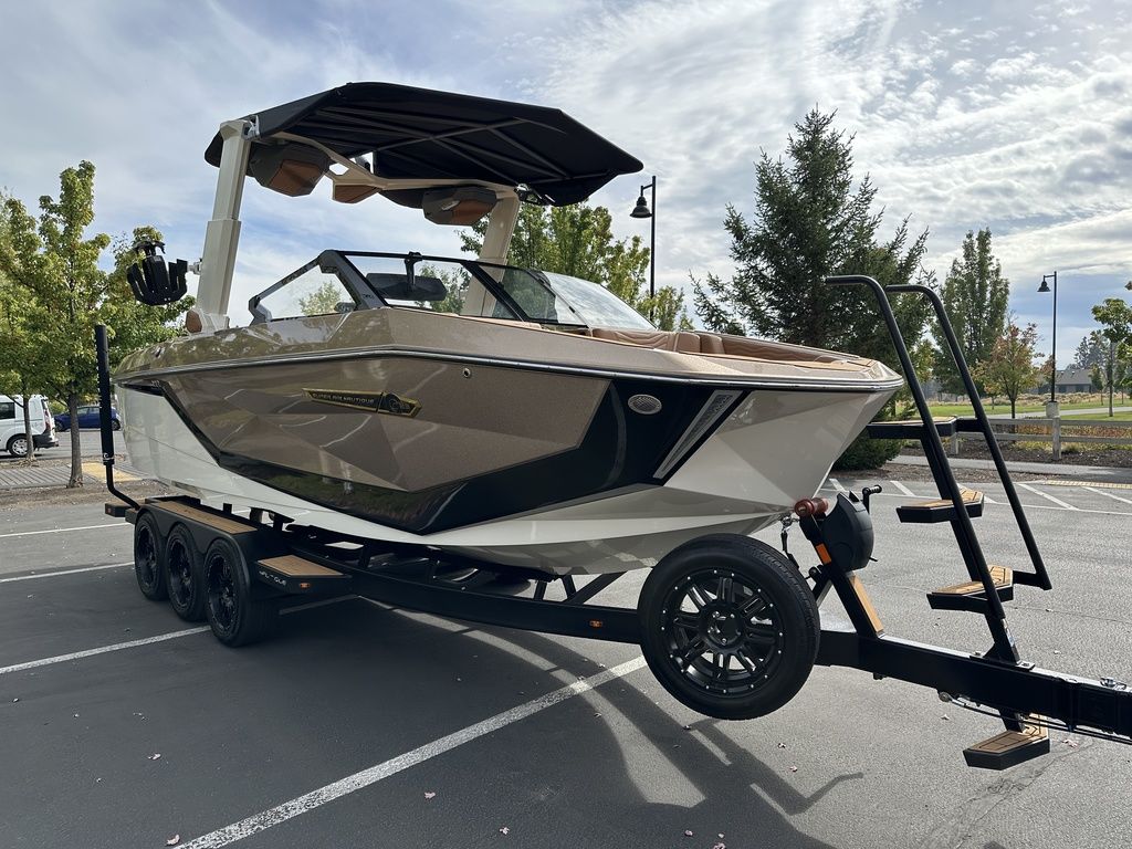 2025 Nautique Super Air Nautique G23