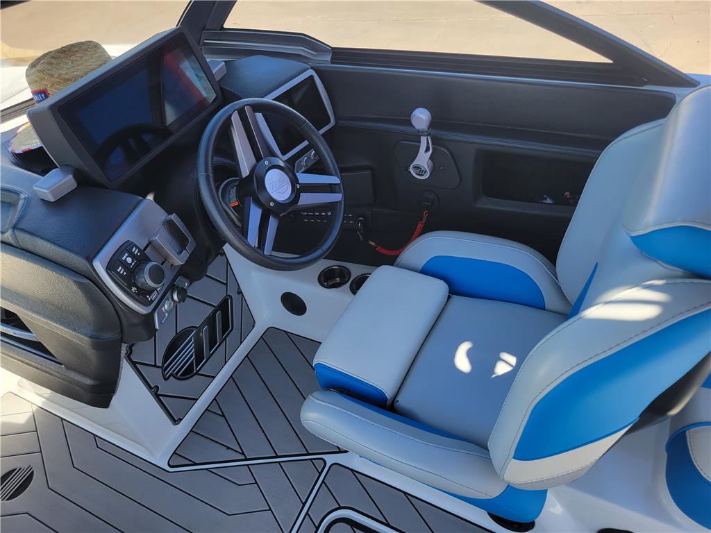 2019 Malibu 22MXZ