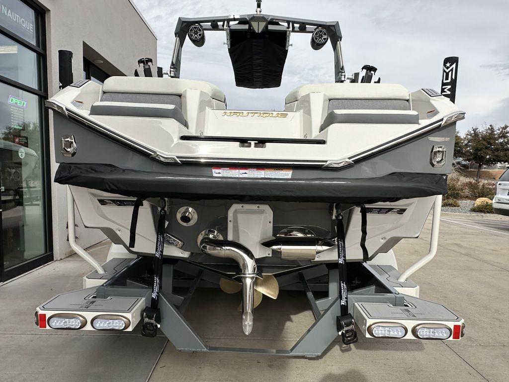 2024 Nautique G25