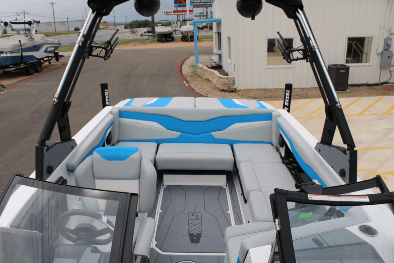 2025 Axis T220