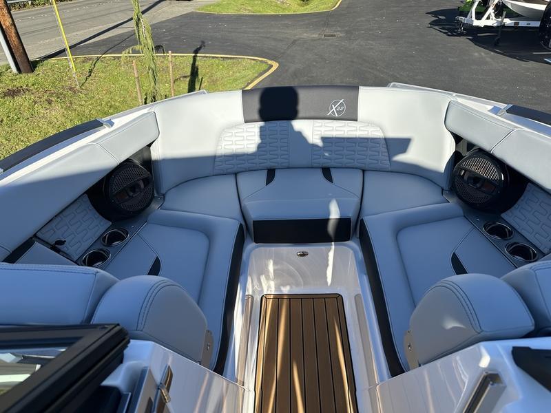 2025 MasterCraft X22