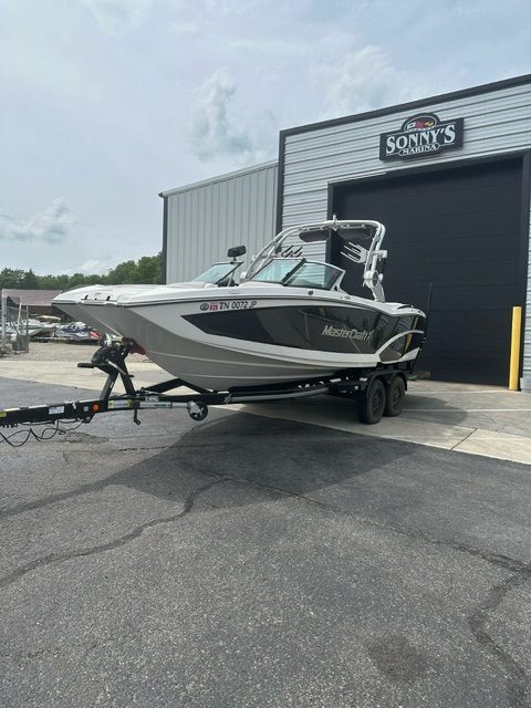 2018 Mastercraft X23