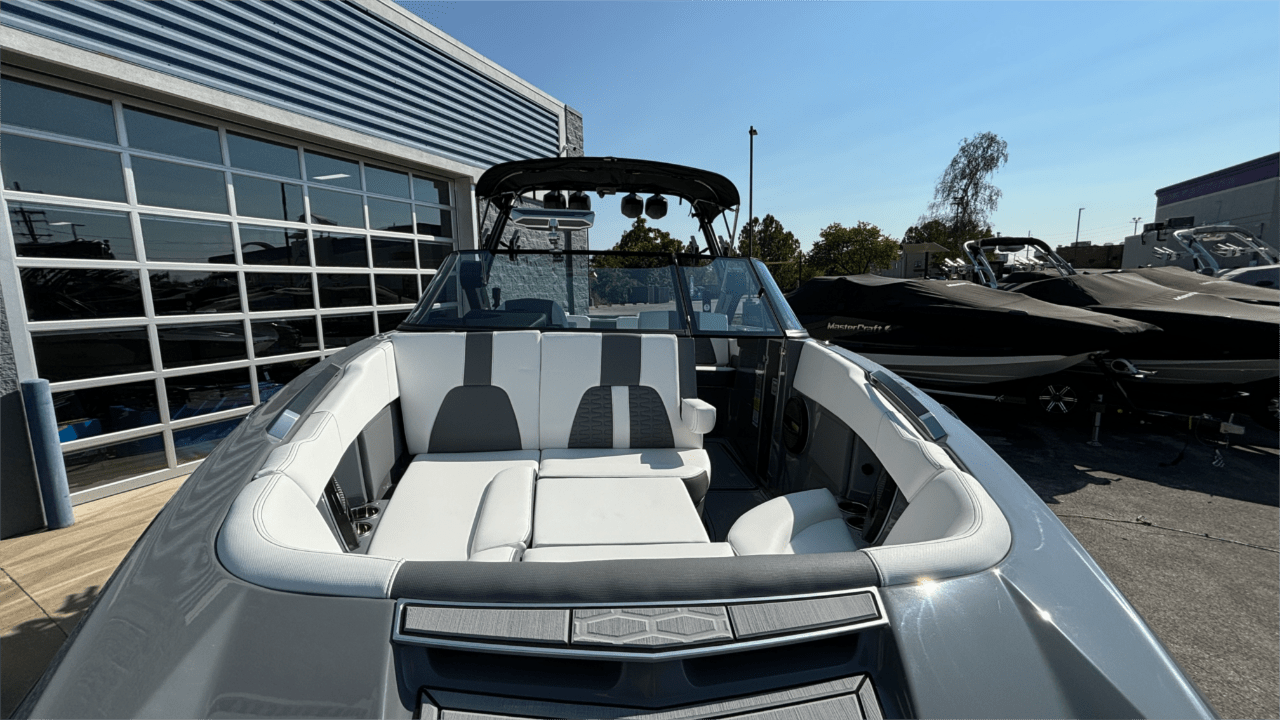 2025 MasterCraft X26